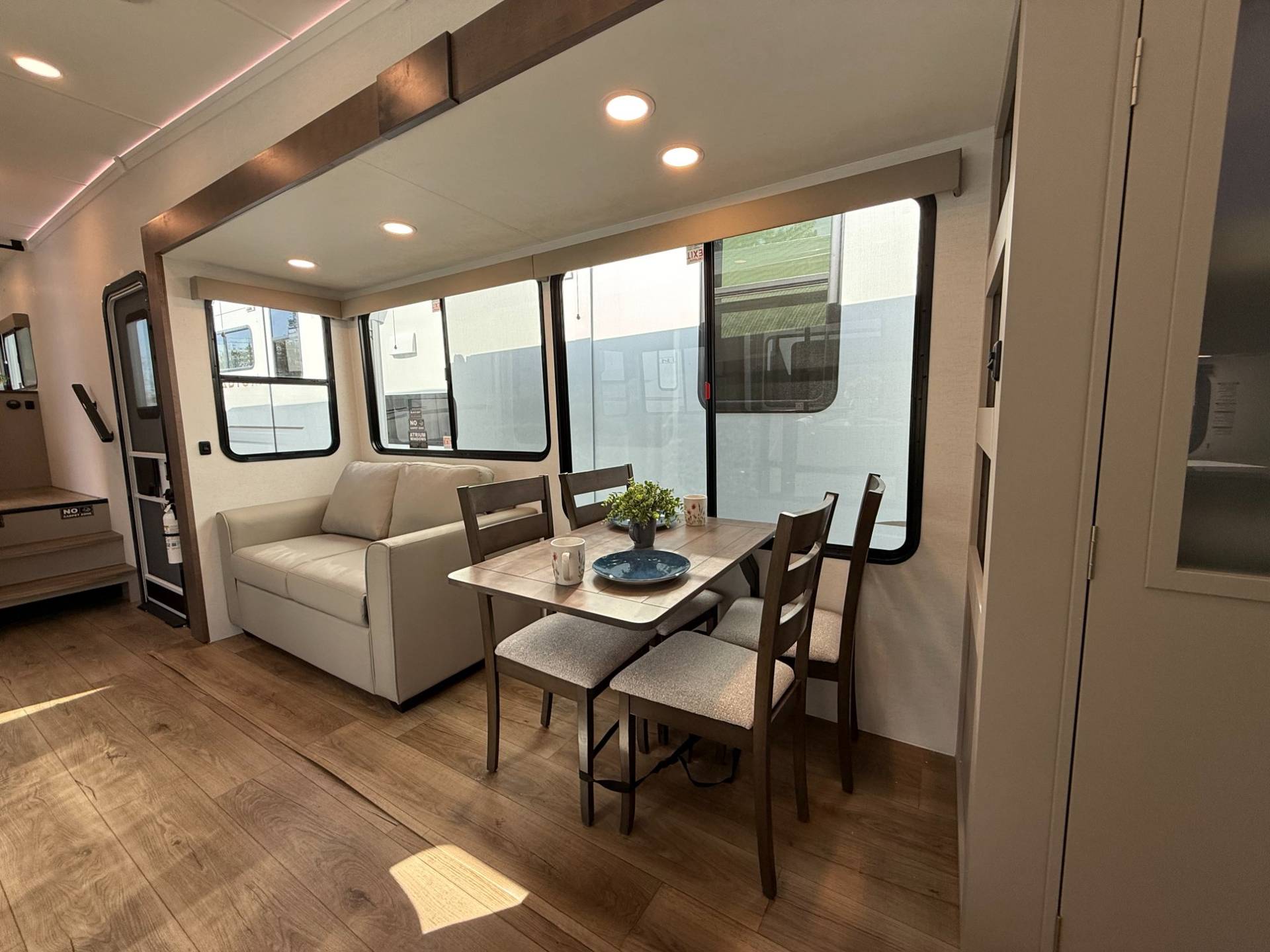 2026 Alliance RV 2026 Alliance RV Avenue - thumbnail 13