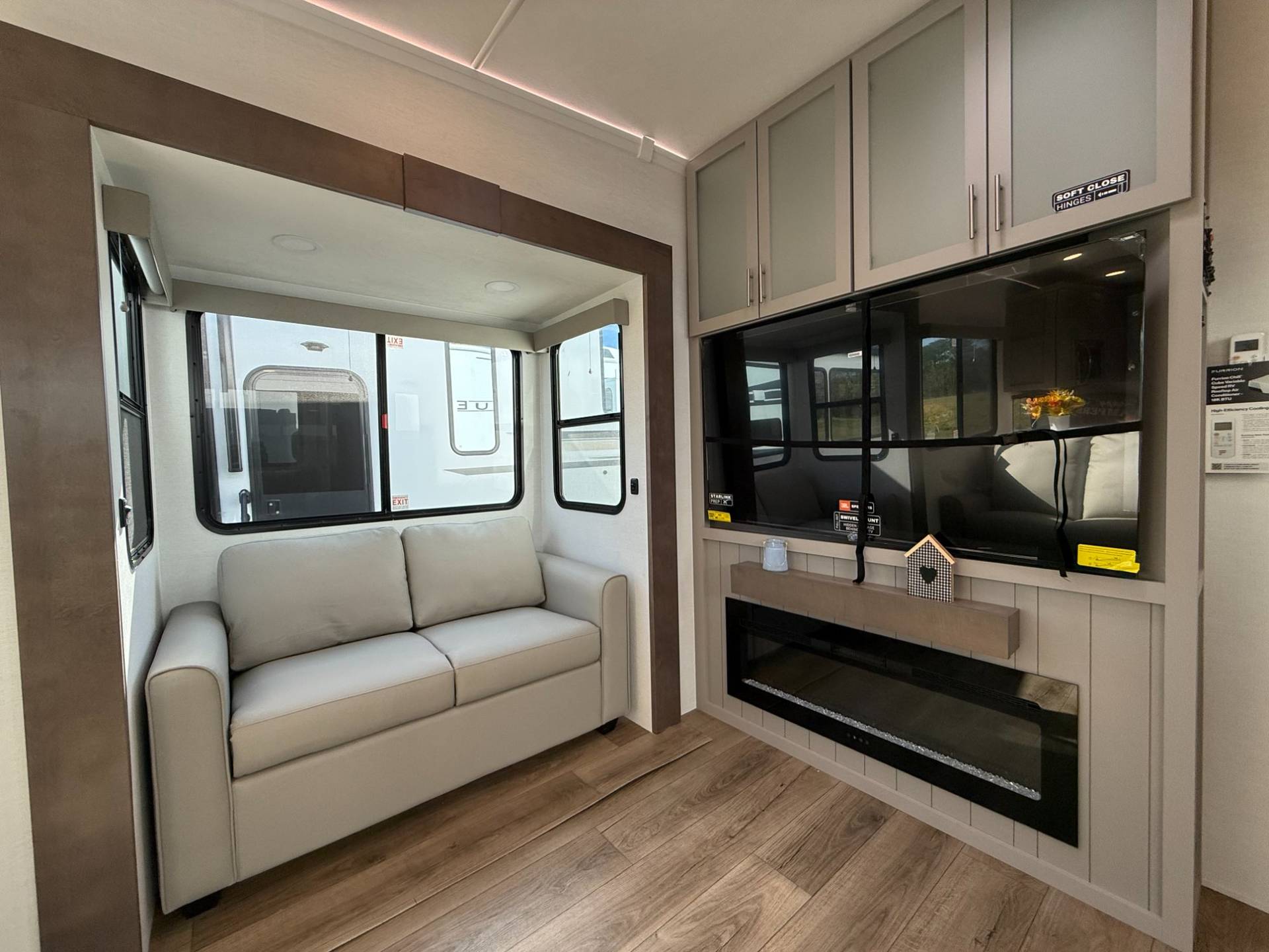 2026 Alliance RV 2026 Alliance RV Avenue - thumbnail 20