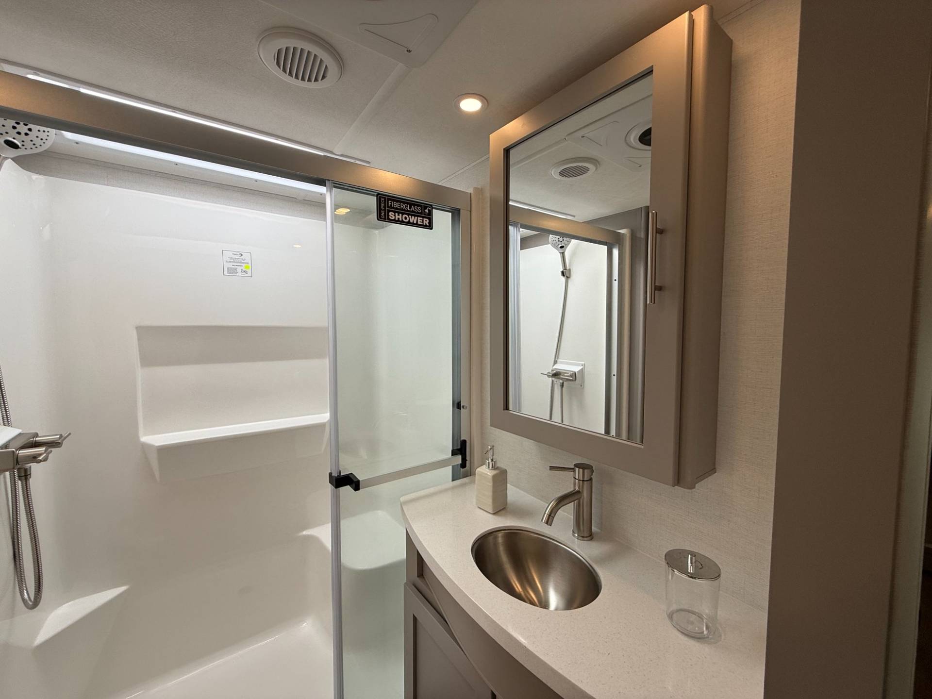 2026 Alliance RV 2026 Alliance RV Avenue - thumbnail 22