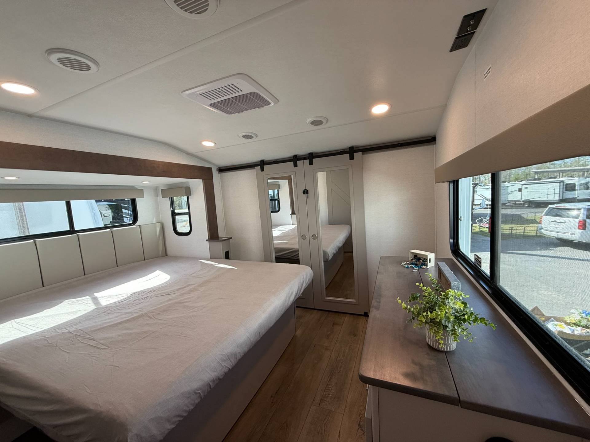 2026 Alliance RV 2026 Alliance RV Avenue - thumbnail 29