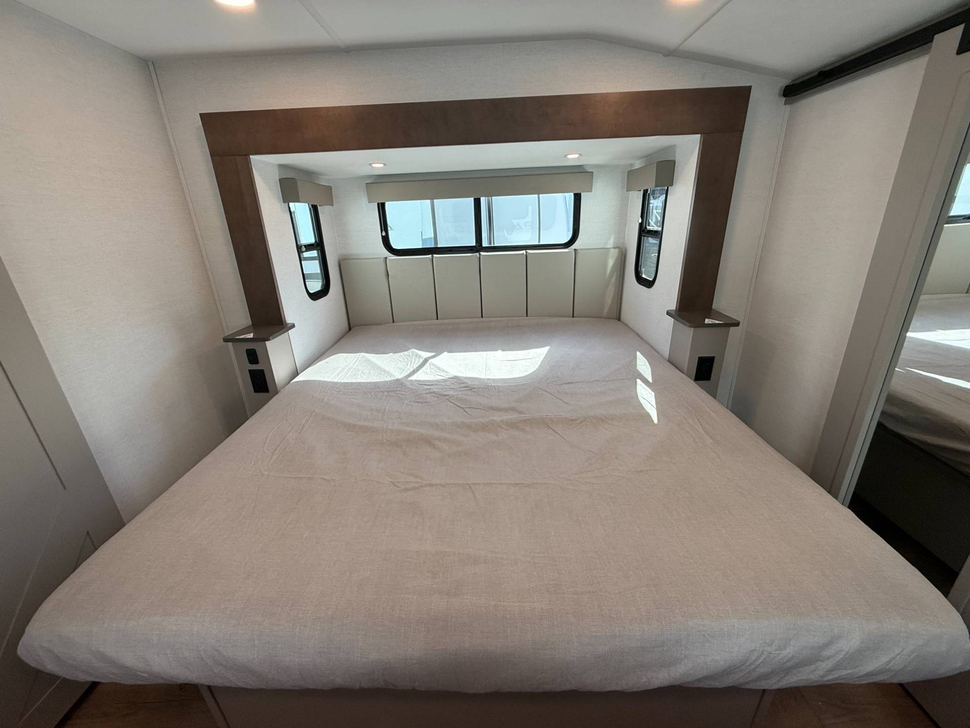 2026 Alliance RV 2026 Alliance RV Avenue - thumbnail 30