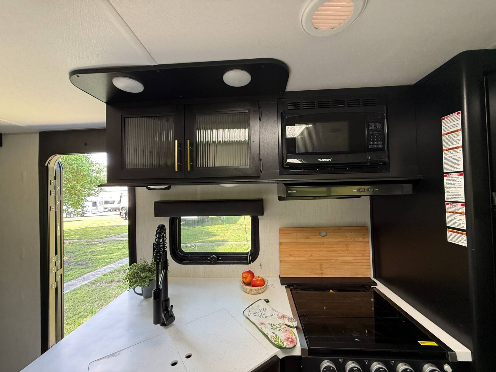 2023 Cherokee 2023 Cherokee Grey Wolf Black Label - thumbnail 8