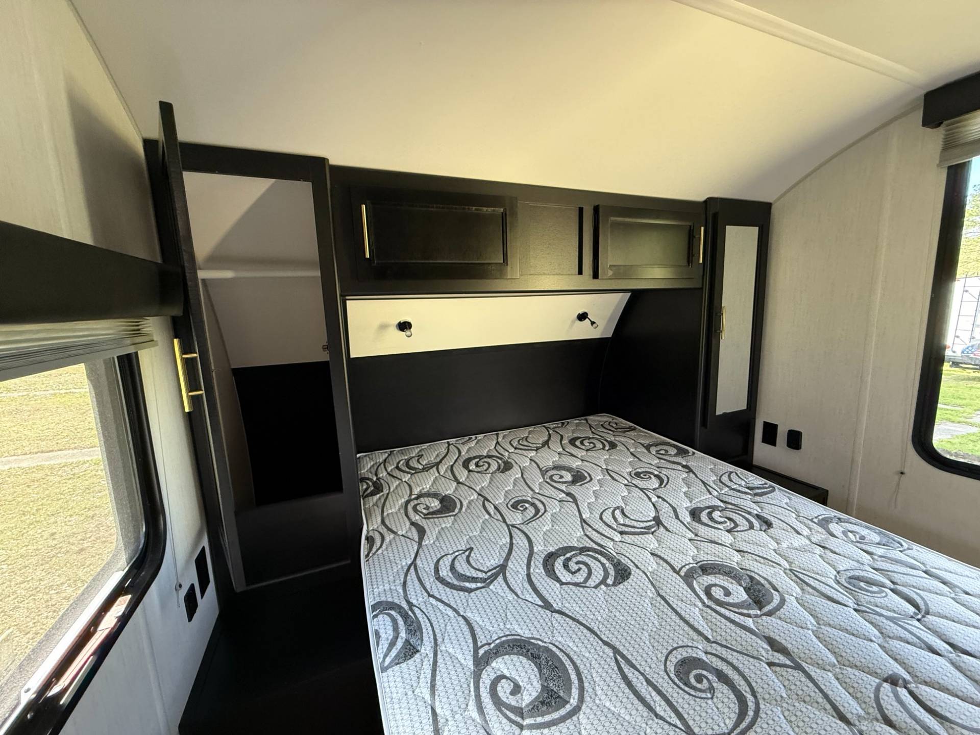 2023 Cherokee 2023 Cherokee Grey Wolf Black Label - thumbnail 24