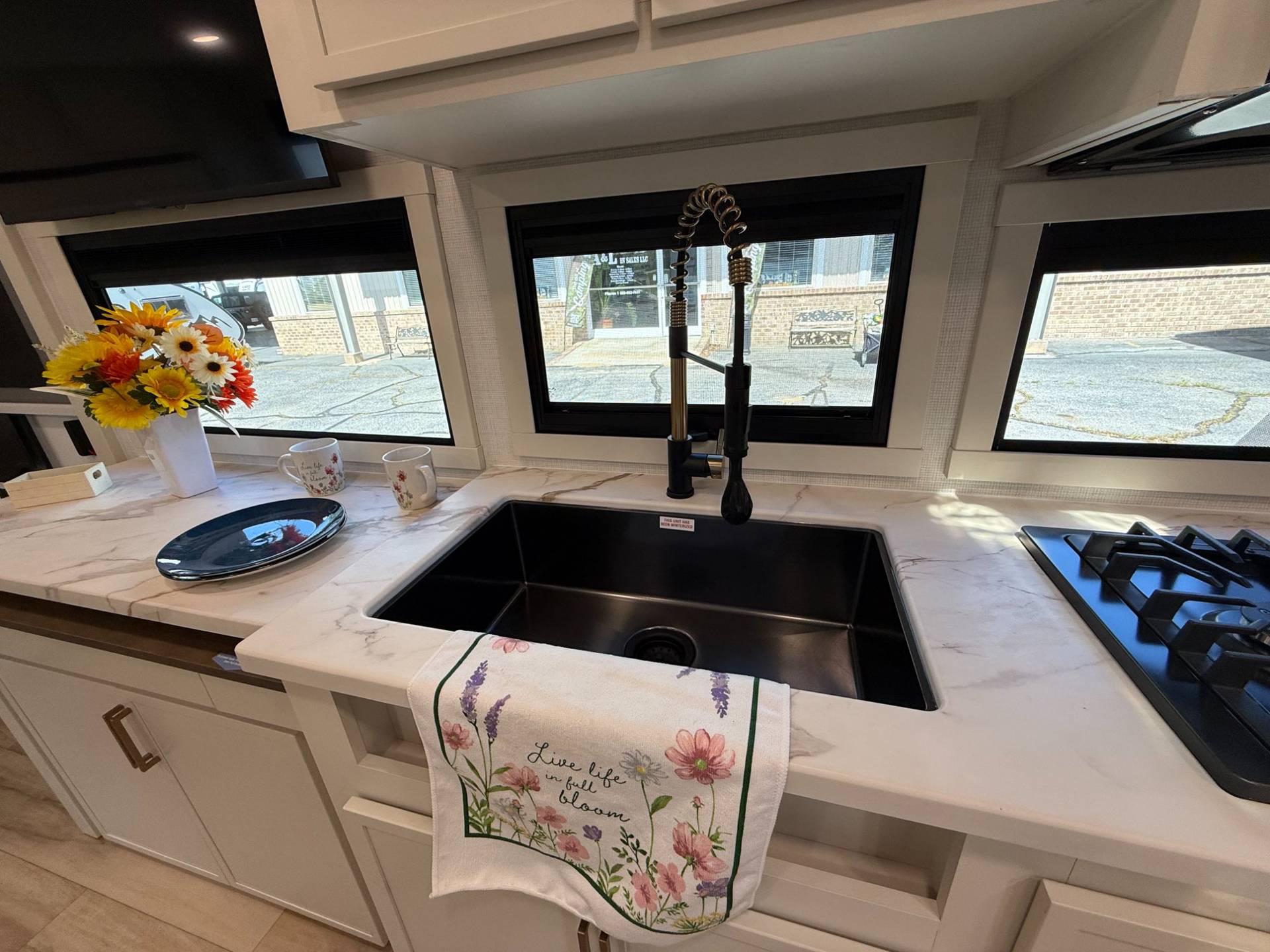 2026 Brinkley RV 2026 Brinkley RV Model IX - thumbnail 12