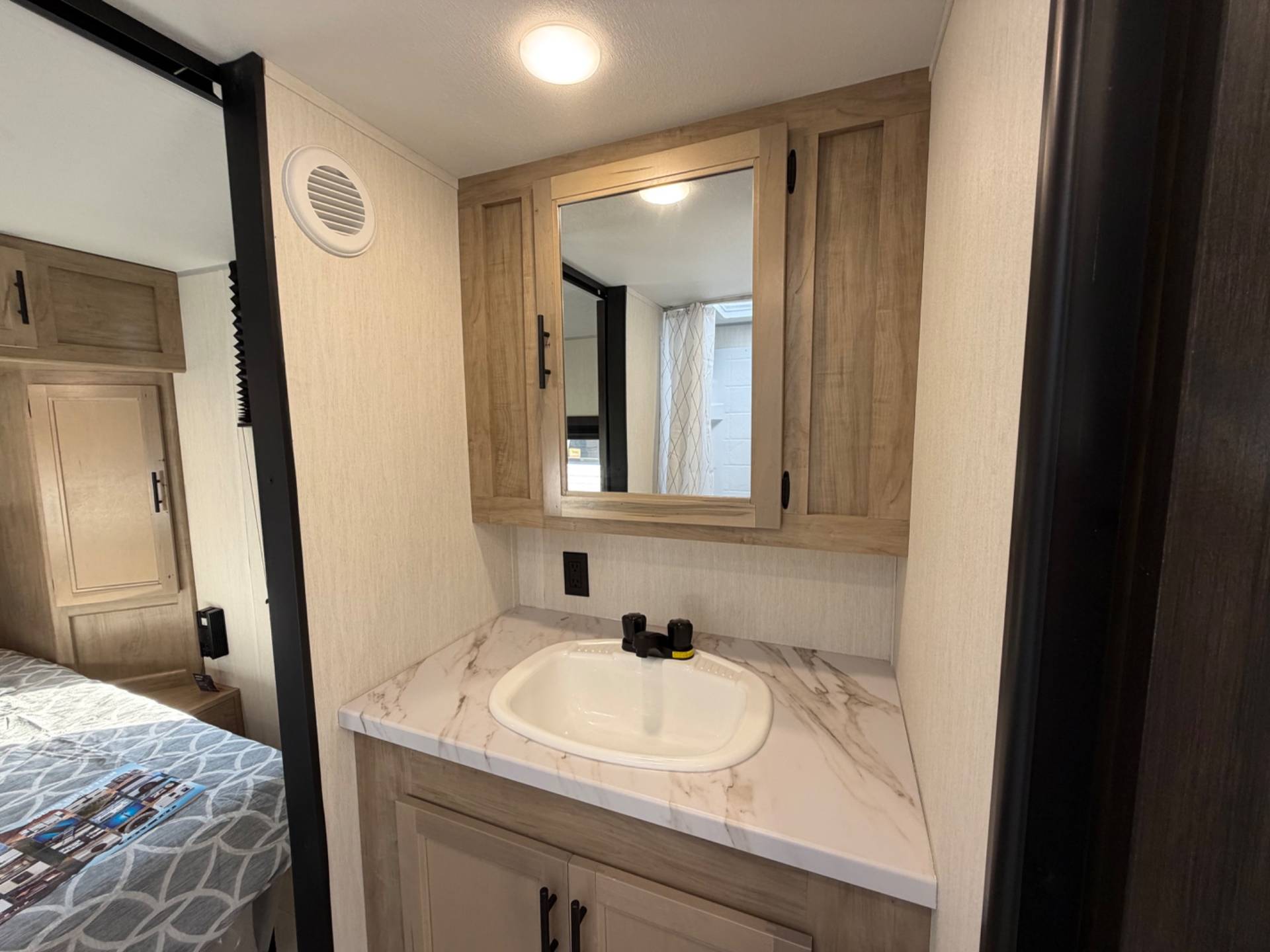 2026 Forest River 2026 Forest River Cherokee Wolf Pup - thumbnail 22