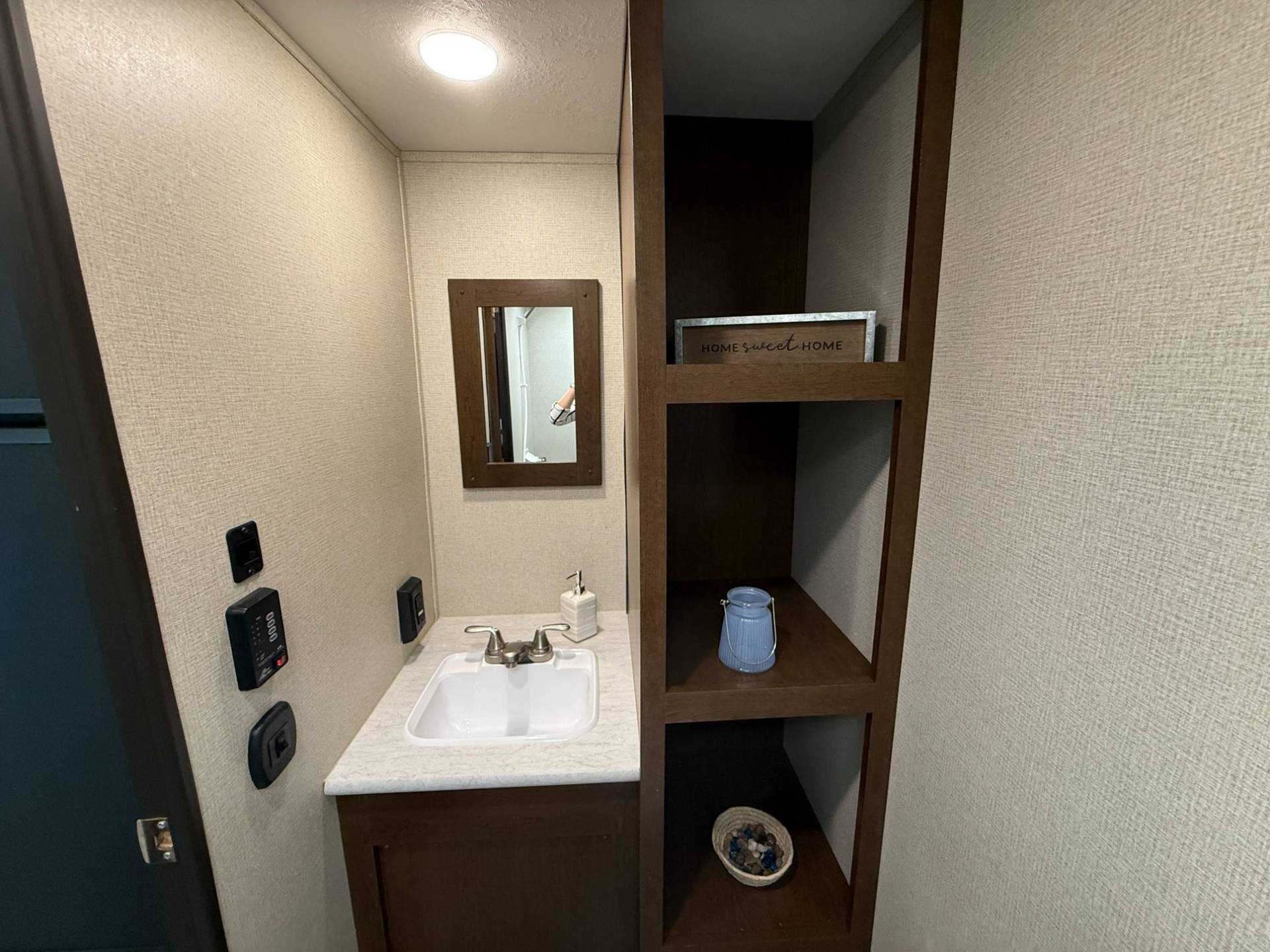 2019 Prime Time 2019 Prime Time Navi - thumbnail 17