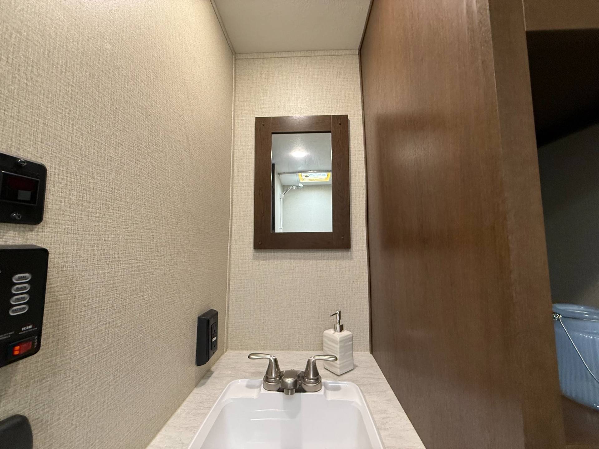 2019 Prime Time 2019 Prime Time Navi - thumbnail 18