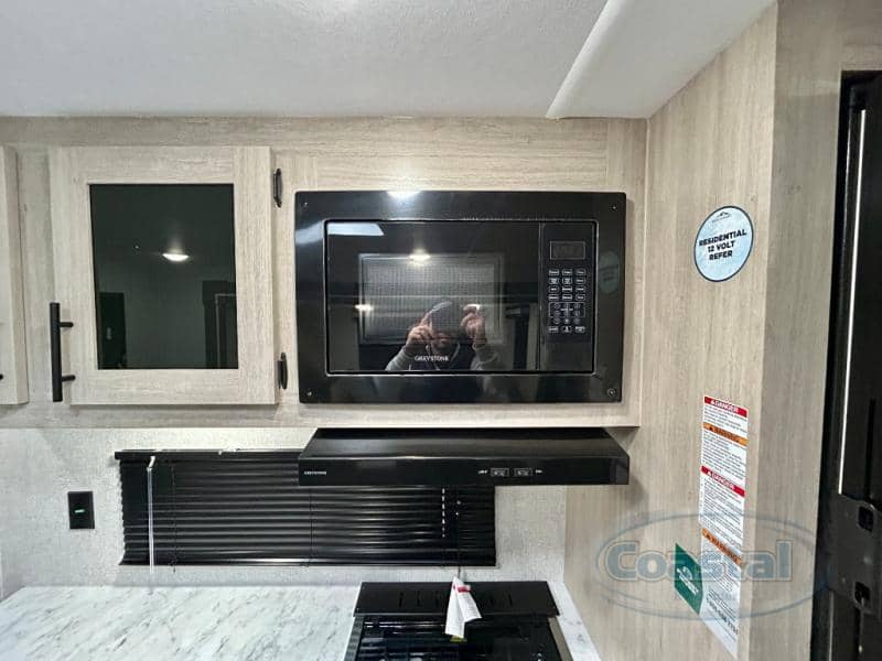 2026 EAST TO WEST 2026 EAST TO WEST Della Terra - thumbnail 20