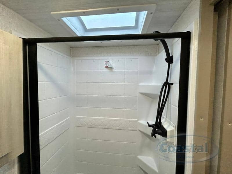 2026 EAST TO WEST 2026 EAST TO WEST Della Terra - thumbnail 28