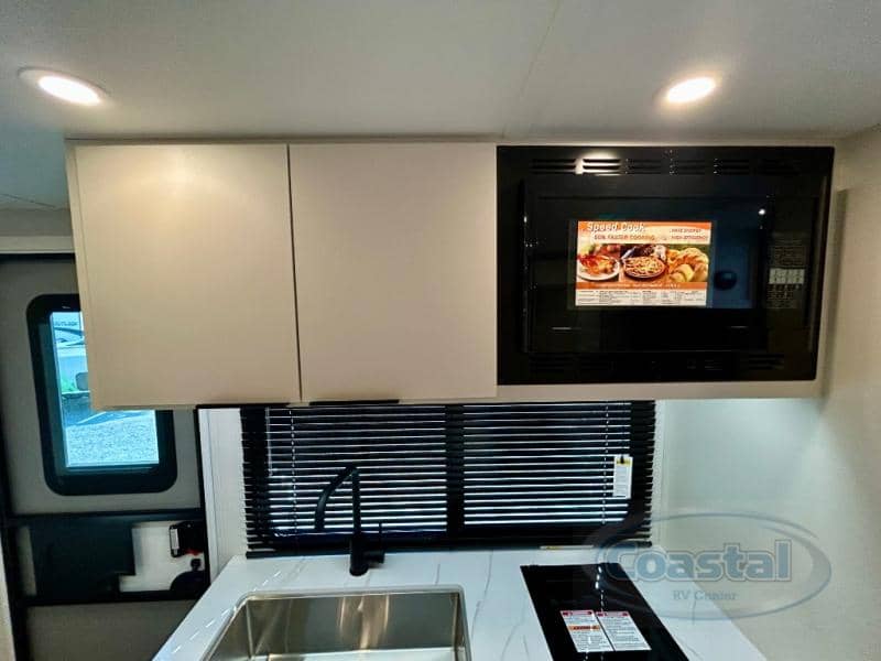 2026 Winnebago 2026 Winnebago Micro Minnie - thumbnail 10