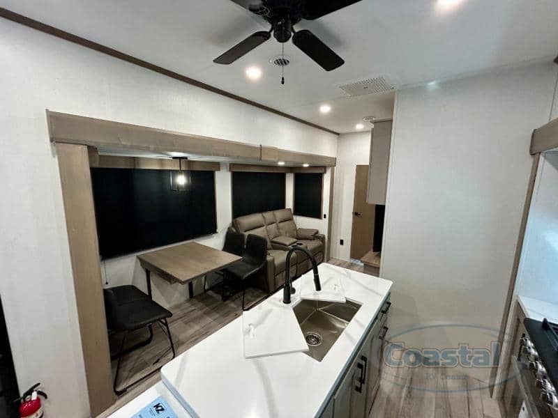 2026 KZ 2026 KZ Durango - thumbnail 6