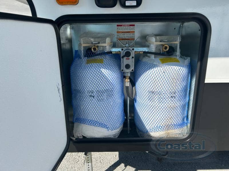 2026 KZ 2026 KZ Durango - thumbnail 53