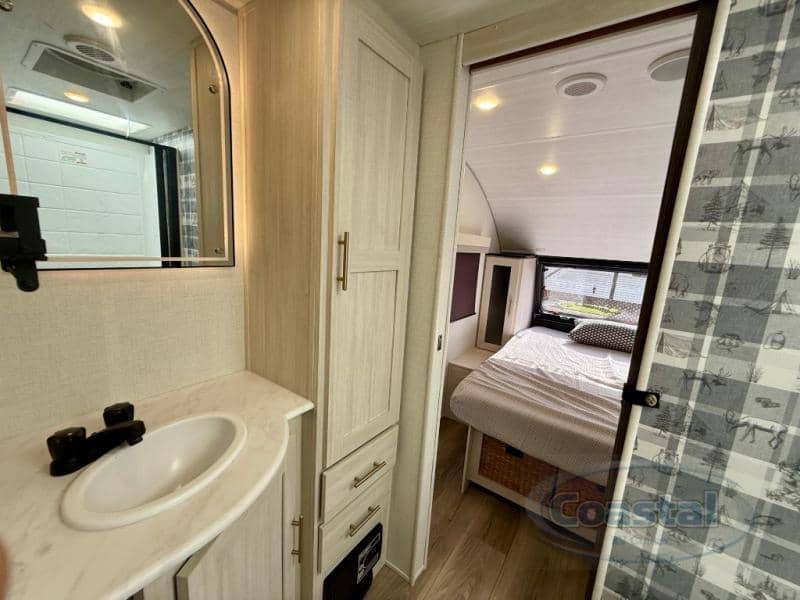 2026 Forest River 2026 Forest River R-Pod - thumbnail 14