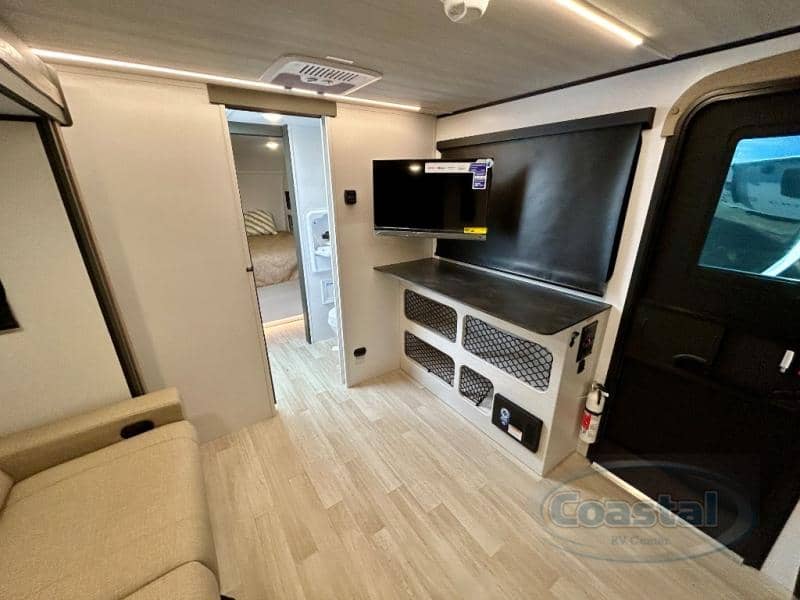 2026 Keystone RV 2026 Keystone RV Sprout - thumbnail 4