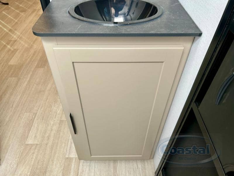 2026 Keystone RV 2026 Keystone RV Walkabout - thumbnail 33