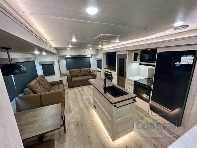 2026 Forest River 2026 Forest River Grand Surveyor - thumbnail 3