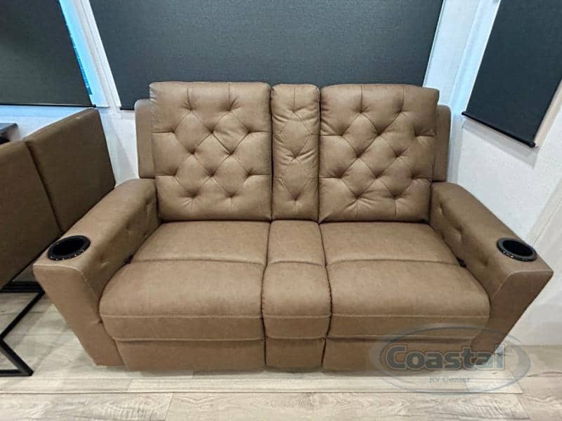 2026 Forest River 2026 Forest River Grand Surveyor - thumbnail 8