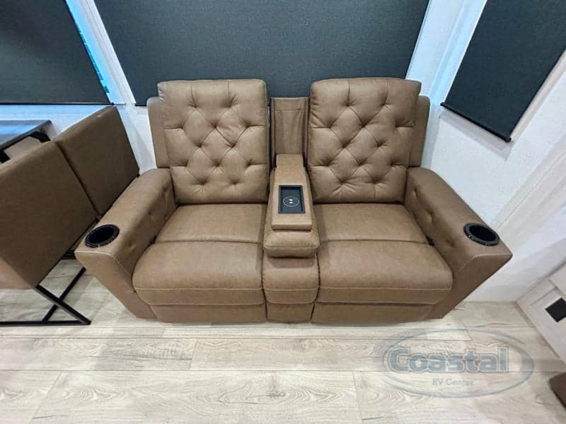 2026 Forest River 2026 Forest River Grand Surveyor - thumbnail 9