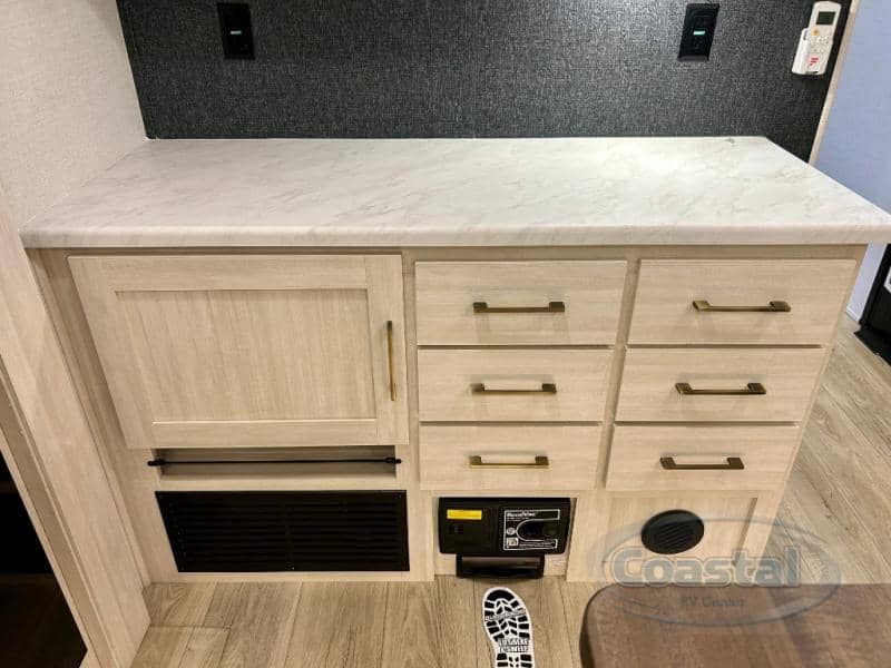 2026 Forest River 2026 Forest River Grand Surveyor - thumbnail 21