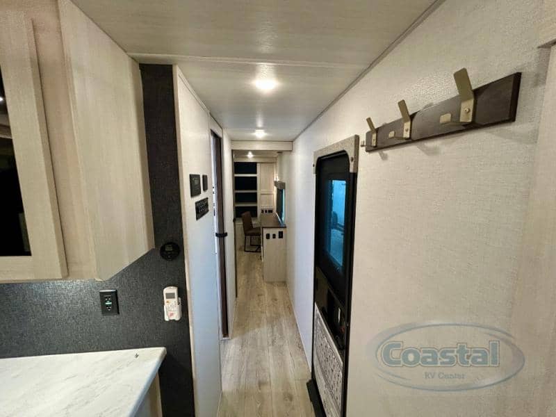 2026 Forest River 2026 Forest River Grand Surveyor - thumbnail 24