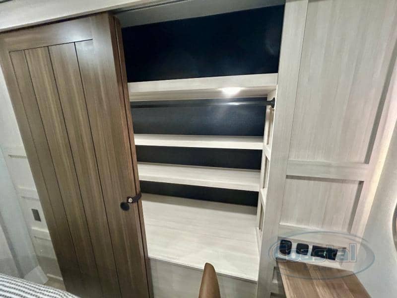 2026 Forest River 2026 Forest River Grand Surveyor - thumbnail 29