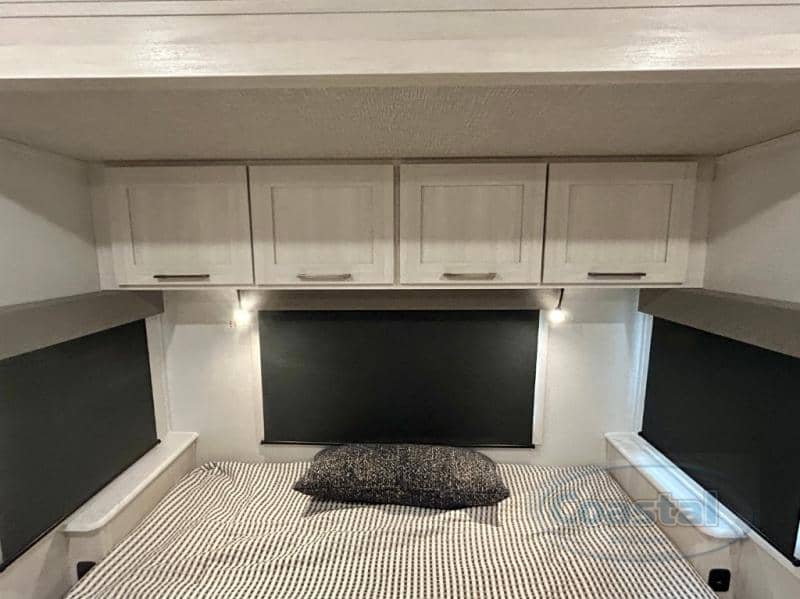 2026 Forest River 2026 Forest River Grand Surveyor - thumbnail 31