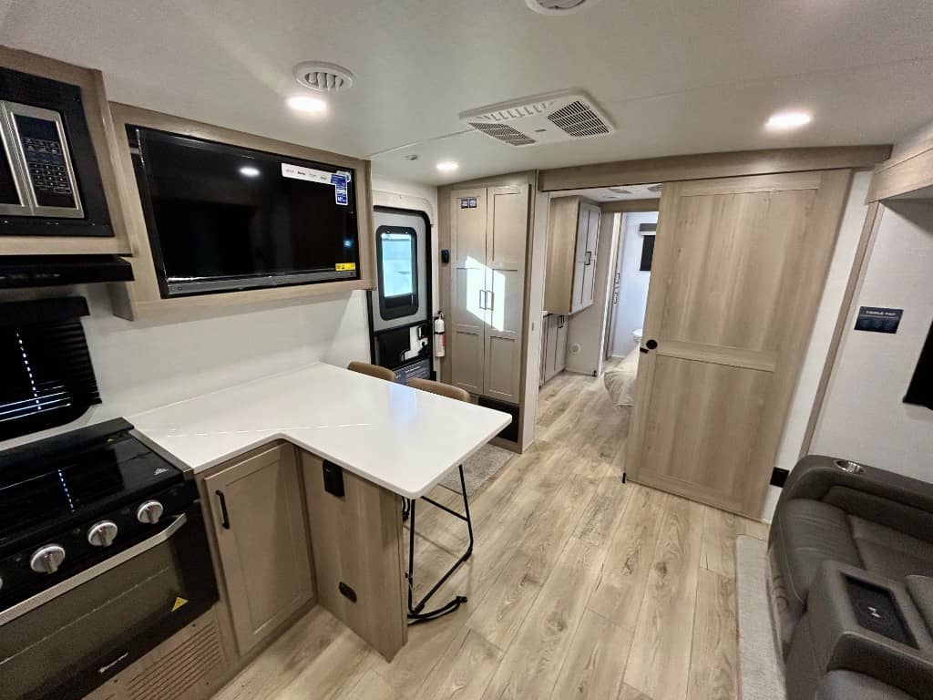 2026 Forest River RV 2026 Forest River RV Flagstaff Micro Lite - thumbnail 5