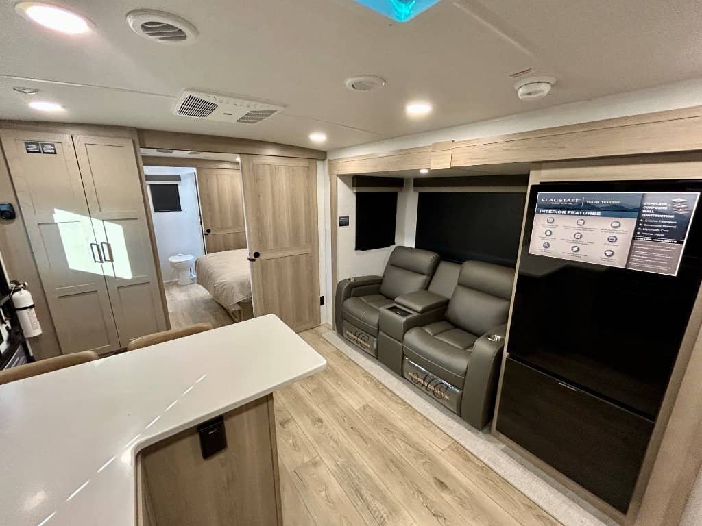 2026 Forest River RV 2026 Forest River RV Flagstaff Micro Lite - thumbnail 6