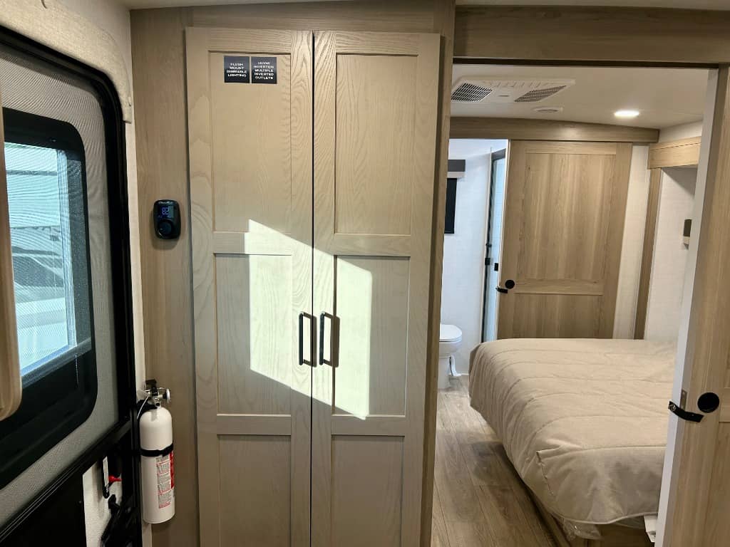 2026 Forest River RV 2026 Forest River RV Flagstaff Micro Lite - thumbnail 19