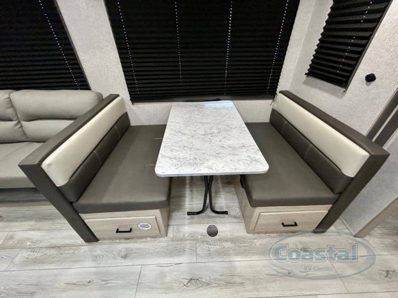 2026 EAST TO WEST 2026 EAST TO WEST Della Terra - thumbnail 7