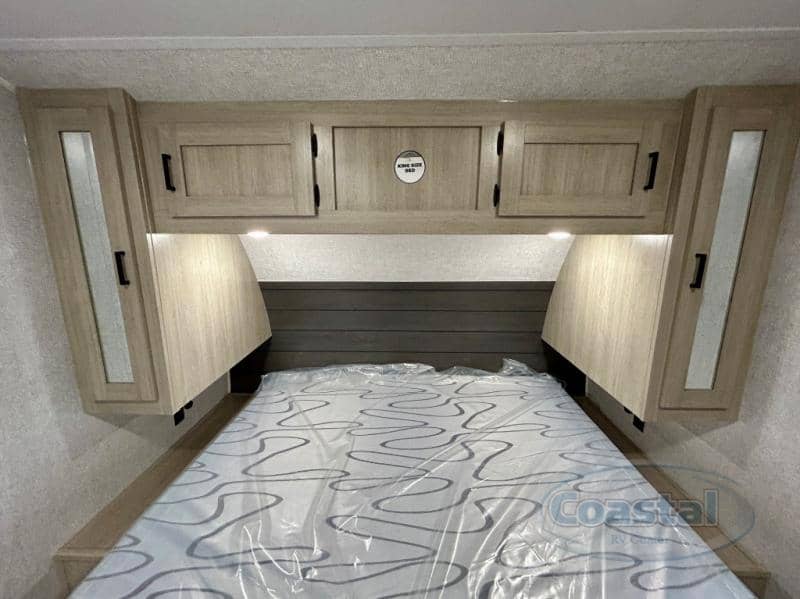 2026 EAST TO WEST 2026 EAST TO WEST Della Terra - thumbnail 27