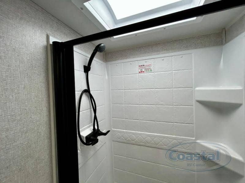 2026 EAST TO WEST 2026 EAST TO WEST Della Terra - thumbnail 35