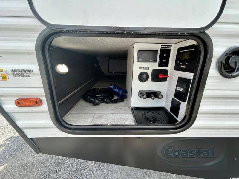 2026 EAST TO WEST 2026 EAST TO WEST Della Terra - thumbnail 40