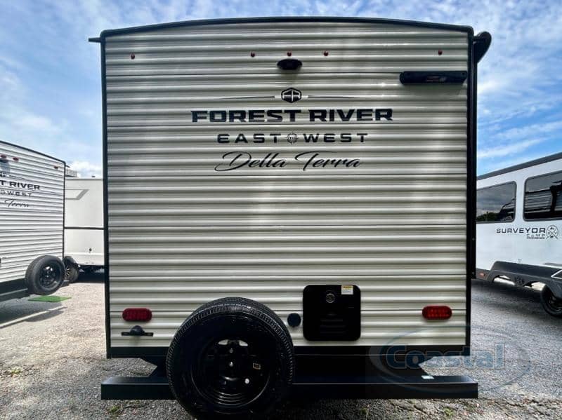 2026 EAST TO WEST 2026 EAST TO WEST Della Terra - thumbnail 44