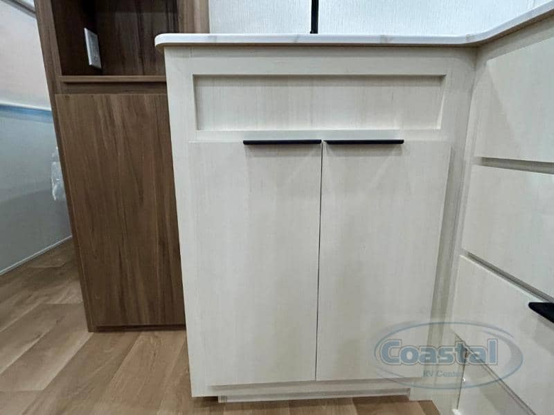 2026 Winnebago 2026 Winnebago Access - thumbnail 21