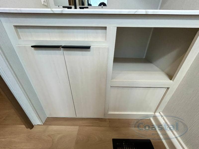 2026 Winnebago 2026 Winnebago Access - thumbnail 28