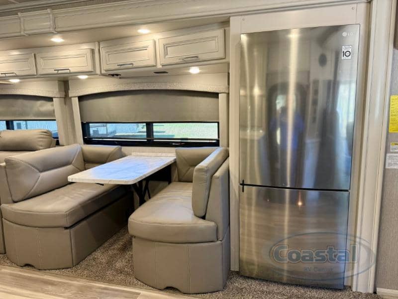 2023 Fleetwood 2023 Fleetwood Pace Arrow - thumbnail 13