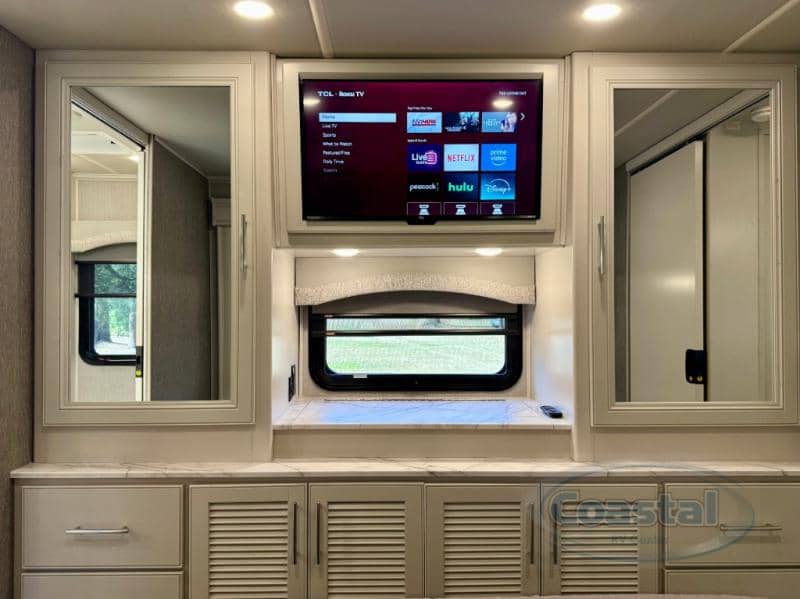 2023 Fleetwood 2023 Fleetwood Pace Arrow - thumbnail 20