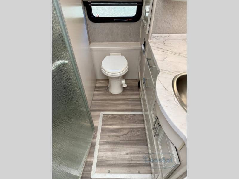 2023 Fleetwood 2023 Fleetwood Pace Arrow - thumbnail 27