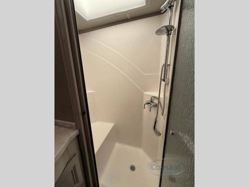 2023 Fleetwood 2023 Fleetwood Pace Arrow - thumbnail 29