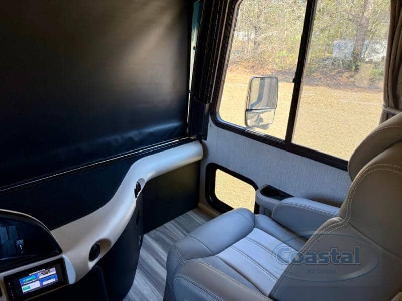 2023 Fleetwood 2023 Fleetwood Pace Arrow - thumbnail 38