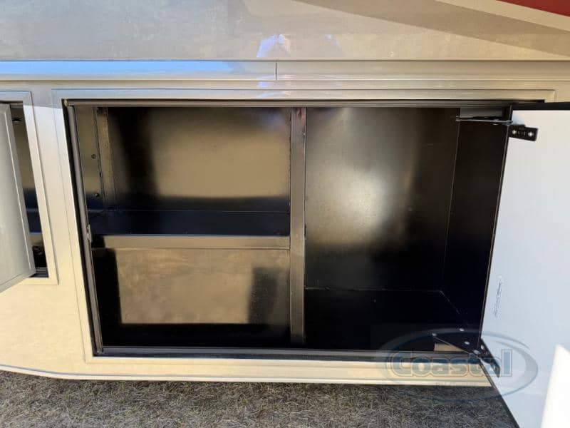 2023 Fleetwood 2023 Fleetwood Pace Arrow - thumbnail 42