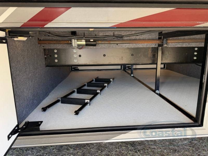 2023 Fleetwood 2023 Fleetwood Pace Arrow - thumbnail 43