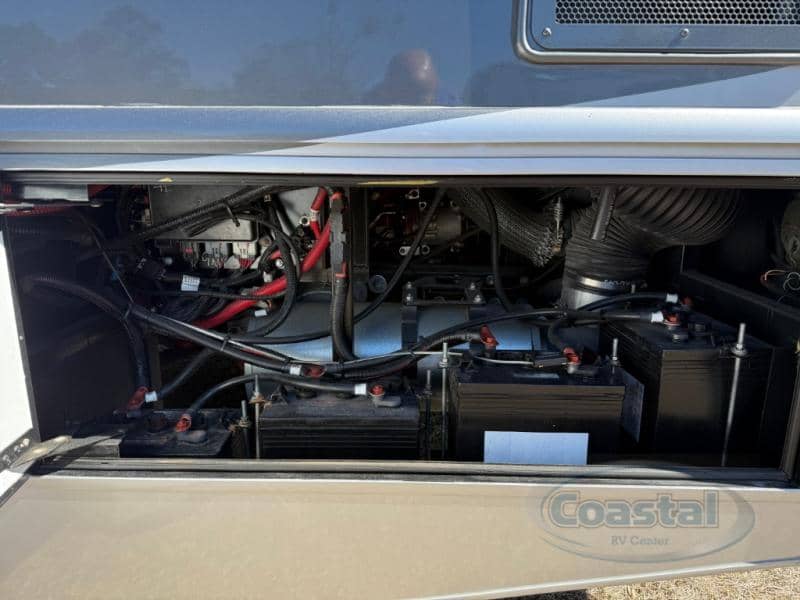 2023 Fleetwood 2023 Fleetwood Pace Arrow - thumbnail 50