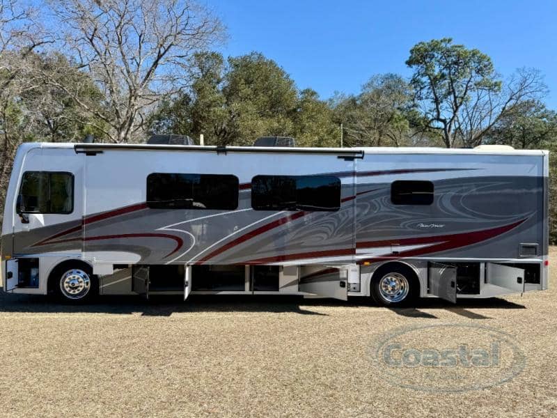 2023 Fleetwood 2023 Fleetwood Pace Arrow - thumbnail 57