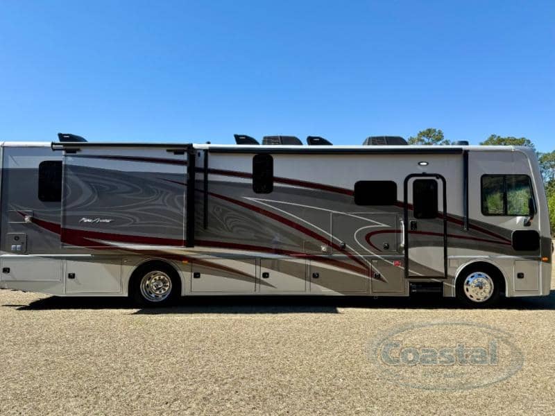 2023 Fleetwood 2023 Fleetwood Pace Arrow - thumbnail 58