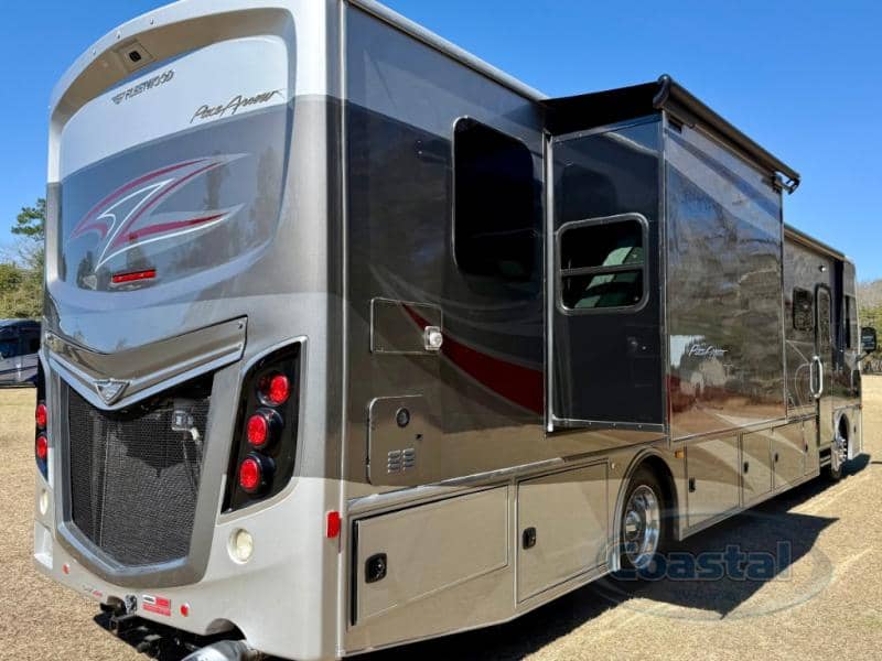 2023 Fleetwood 2023 Fleetwood Pace Arrow - thumbnail 64