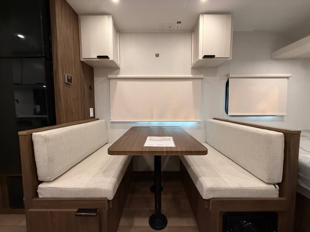 2026 Winnebago 2026 Winnebago Access - thumbnail 9