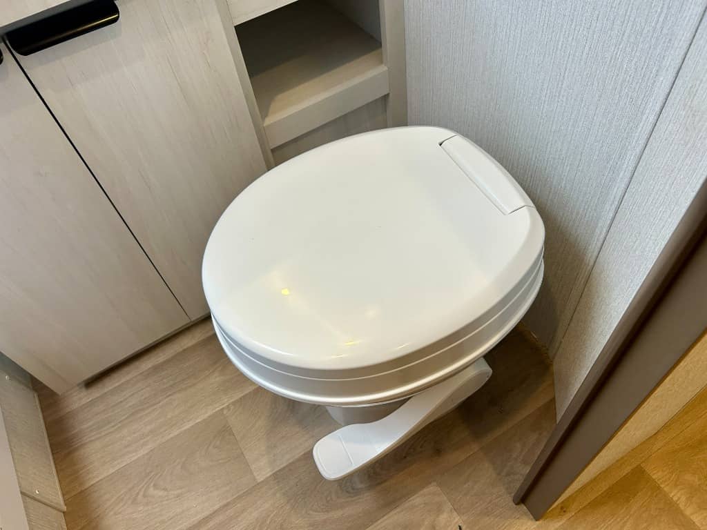 2026 Winnebago 2026 Winnebago Access - thumbnail 29