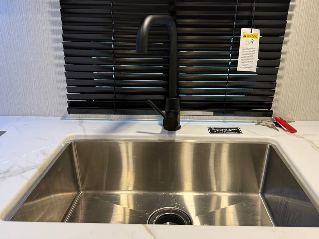 2026 Winnebago 2026 Winnebago Access - thumbnail 9